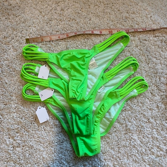 Green scrunch butt bikini triangle top small medium NWT New - Picture 8 of 12